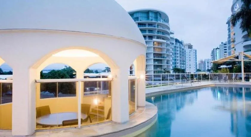 ZANZ205- Exclusive Outdoor Spa with Ocean Glimpses - Image 1