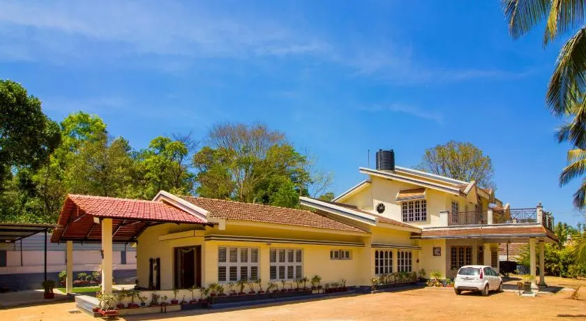 Meeslu Mane, The Chic HomeStay - Image 1