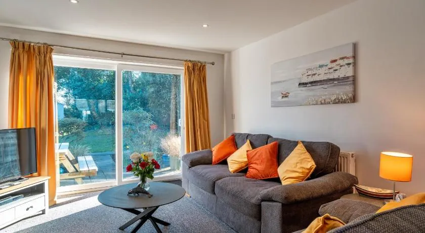 Finest Retreats - Carworgie Cottage - Image 1