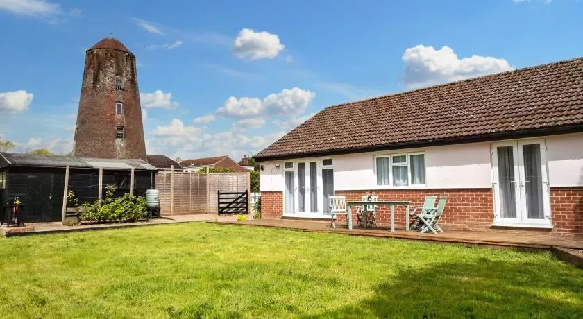 Mill House Bungalow - Image 1