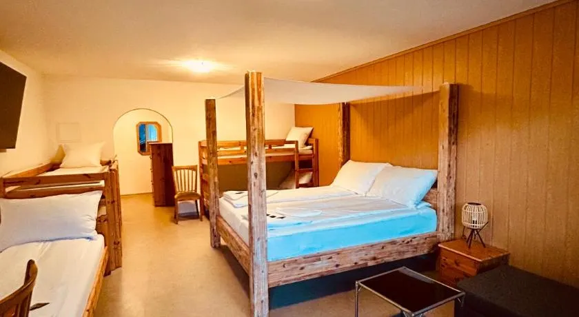 Spacious Studio in Swiss Alps - Image 1