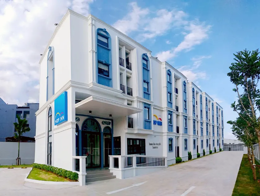 HOP INN Phuket Old Town - Image 1