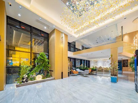 Shuyue Holiday Hotel - Image 1