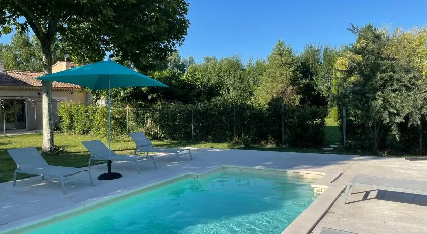 Maison d'hôte en Provence avec petit déjeuner - Image 1