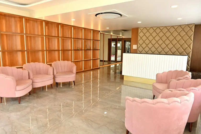 Sharu's Inn - Image 1