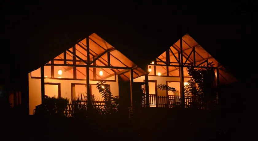Rainforest Mount Lodge - Image 1