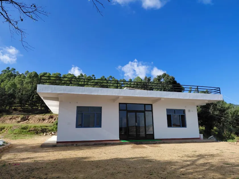 Laxman Vila Hilltop Retreat - Image 1