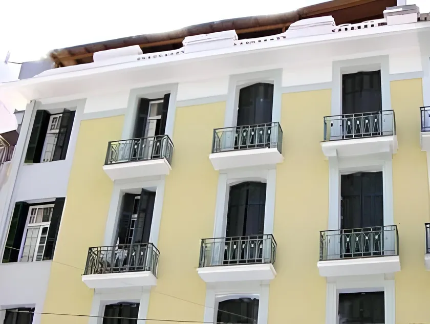 Zeus Hostel - Image 1