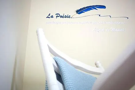 Le Mas des Poètes - Image 1
