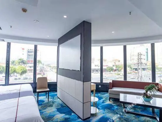 Yili Hotel - Image 1