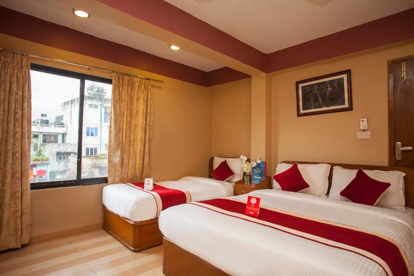 Shiva Shankar Hotel - Image 1
