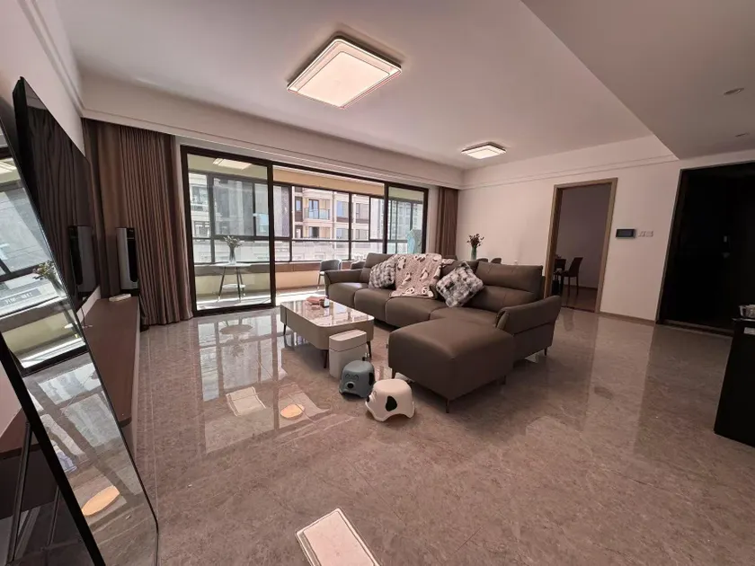 Feng's Homestay |  Sleeps 6 | - Image 1