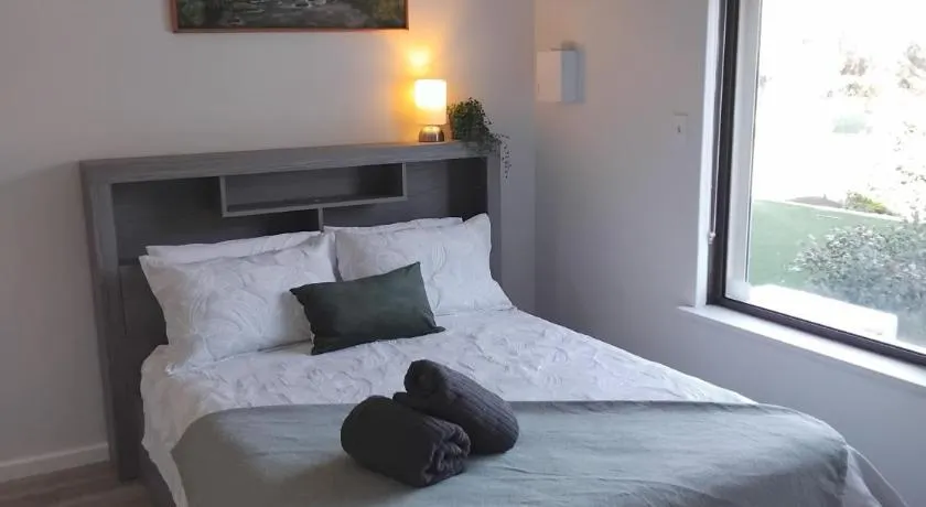 Kardinya Suites - Image 1