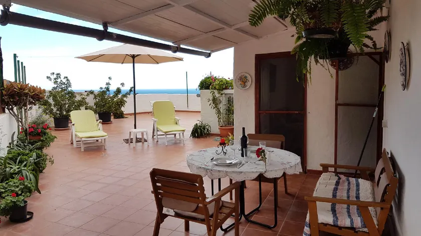 tico con gran terraza en el Risco de Agaete - Image 1