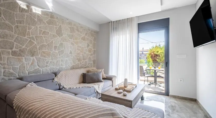 Orion Luxury Apartments - Image 1