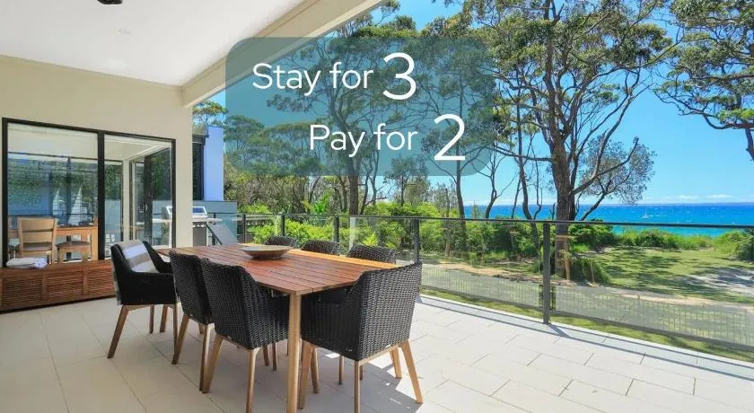 Beachfront Haven On Collingwood Beach - Image 1