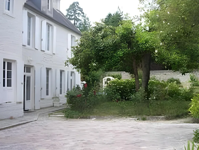 Hôtel Aggarthi Bayeux - Image 1
