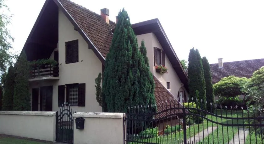 Villa Nirvana - Image 1
