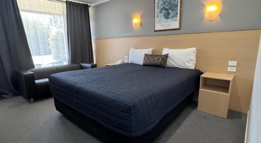 The Sands Motel Adelaide - Image 1