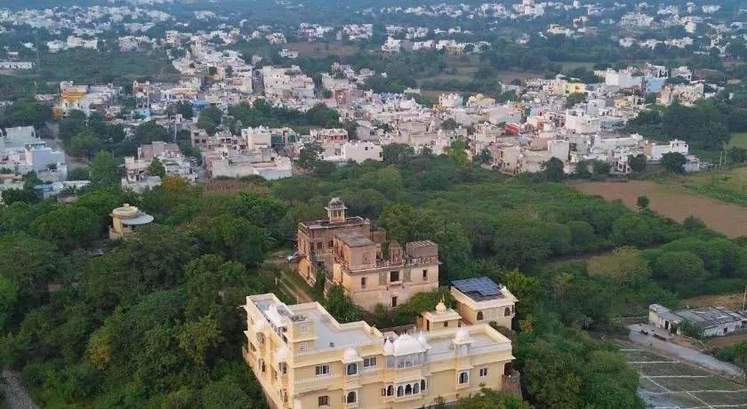 Titardi Garh- 18th Century Castle Homestay - Image 1