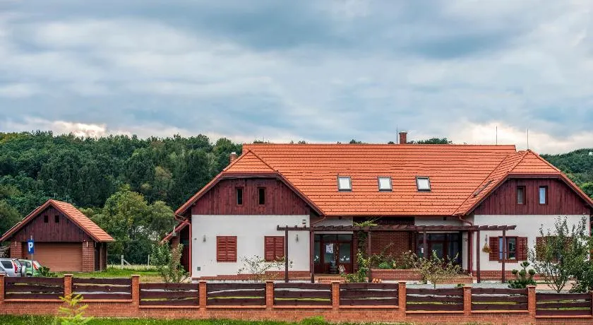 Naturpark Vendégház - Image 1