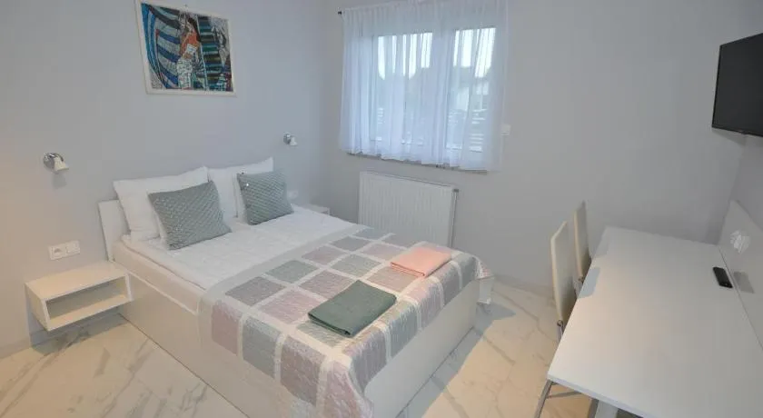 APARTAMENTY POD ŻAGLAMI MIELENKO - Image 1