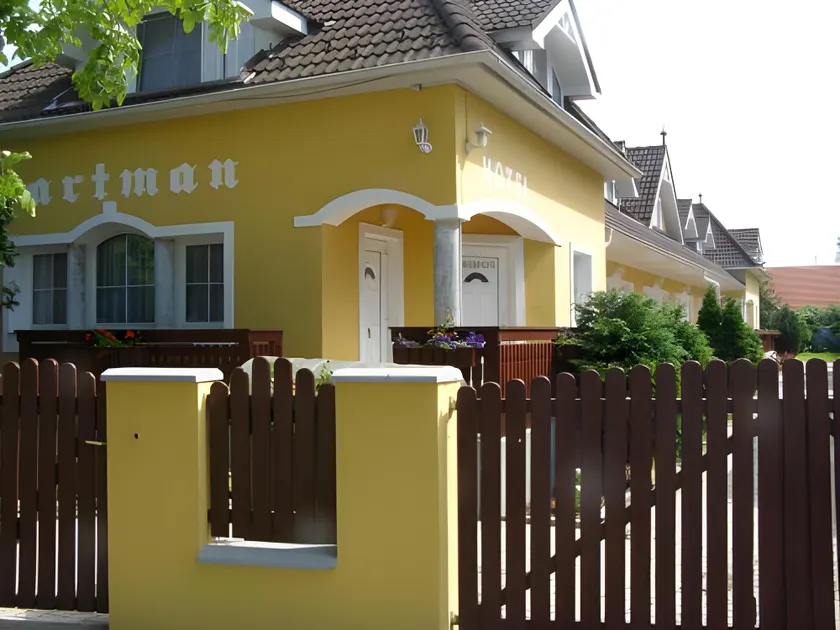 Óvár Apartman - Image 1