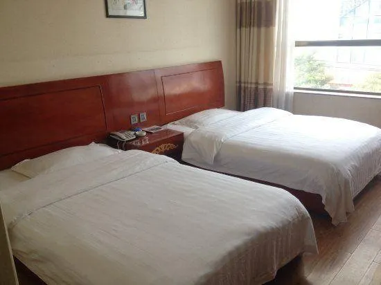 Hongxing Hotel (Second Middle School Branch) - Image 1