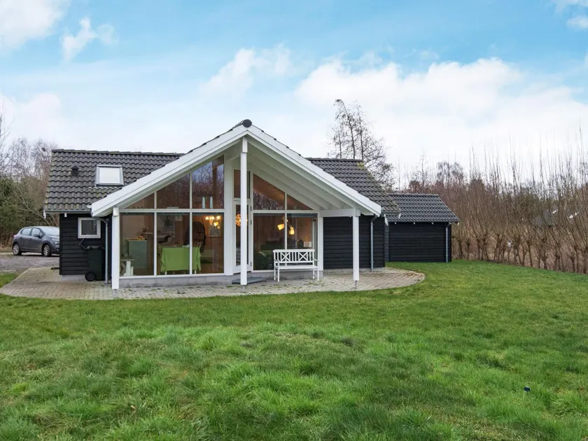 5 stjernet sommerhus i Ebeltoft - Image 1