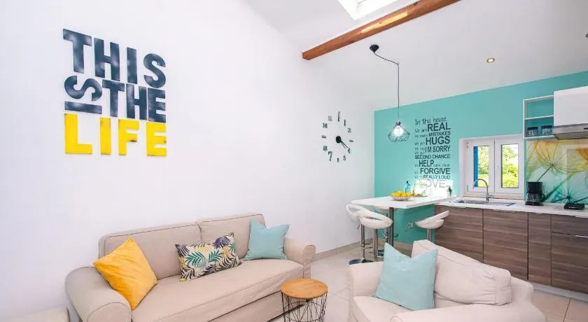 Tamburika colorful apartment in rustica area - Image 1