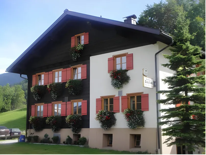 Gasthaus Sulzfluh - Image 1