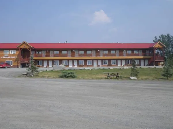 Alcan Motor Inn - Image 1