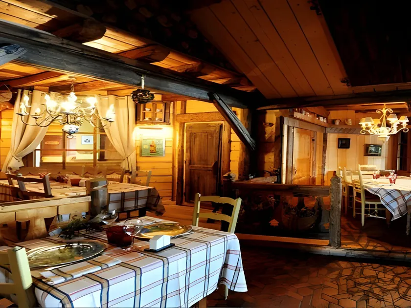 Hotel Le Portillo - Image 1