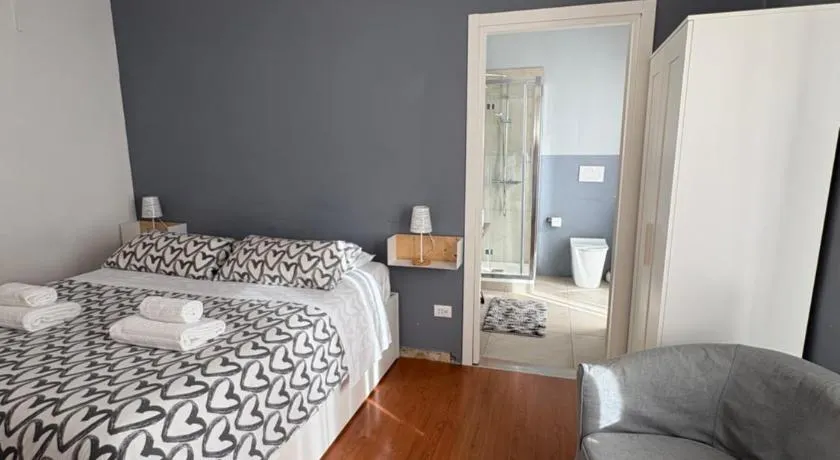 Delle Rose Rooms - Le Arche Verona - Image 1