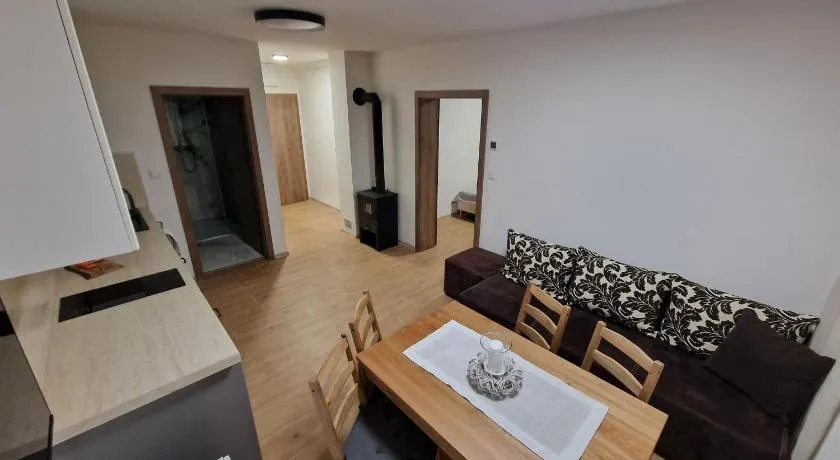 Suterénový Apartmán Starý Smokovec - Image 1