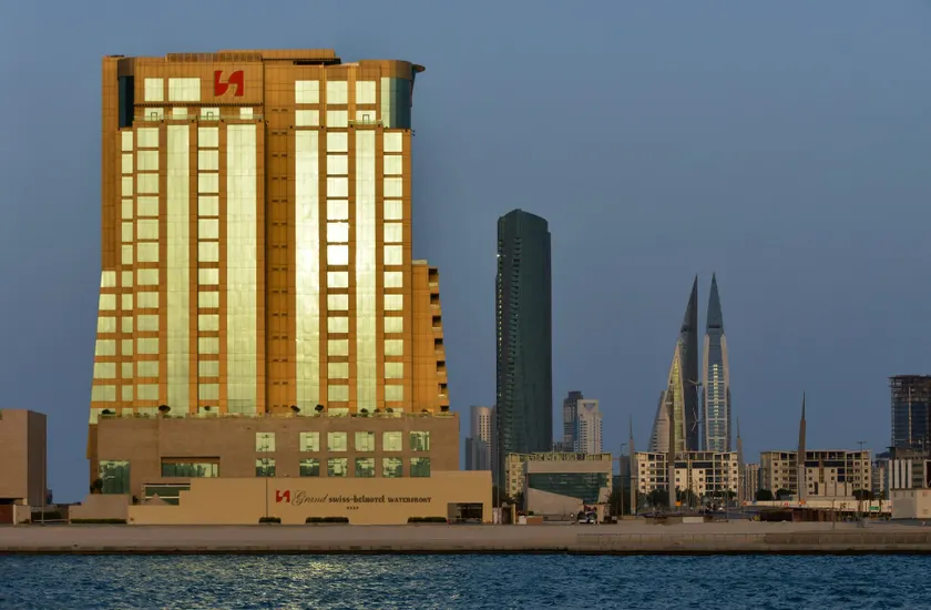 Grand Swiss-Belhotel Waterfront Seef - Image 1