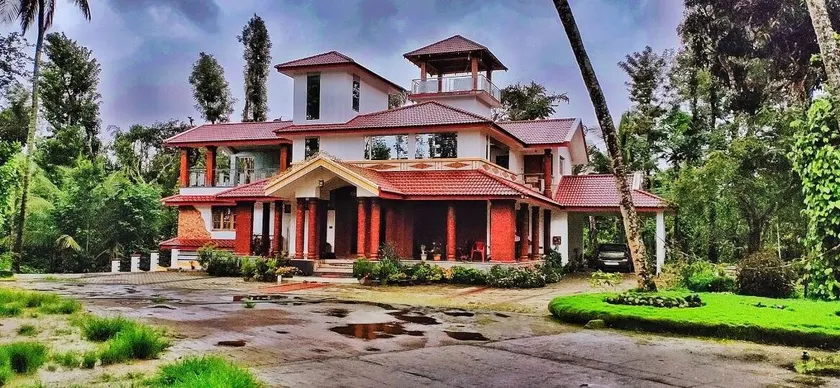 GreenAcres Bungalow - Image 1