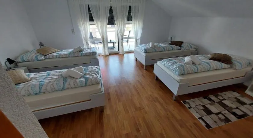 Urban home apartments - Image 1