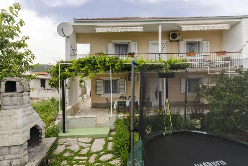 Holiday house More Vinisce, Riviera Trogir - Image 1