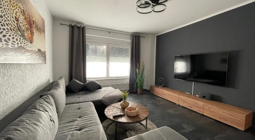- Top Ausstattung - Kostenlos Netflix/Wifi/Parken - Image 1