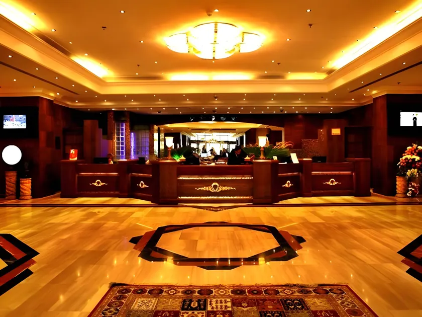 Abjad Grand Hotel - Image 1