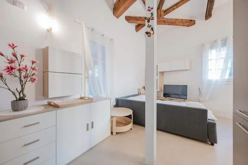 Casa dell'Aquila - 10 min from Venice - Image 1