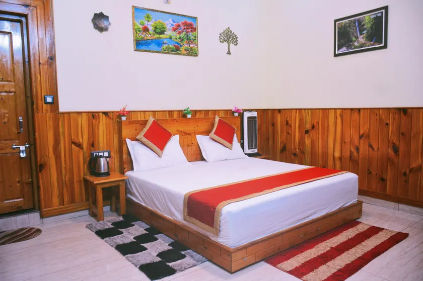 Anurag Hotel - Image 1