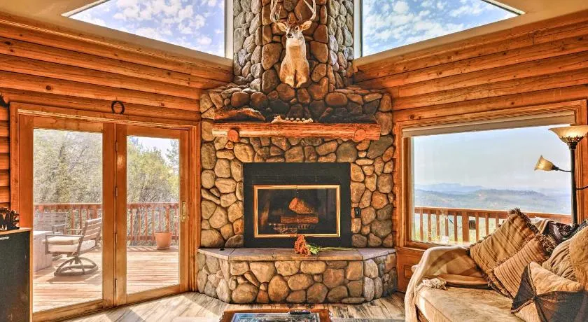 Stunning Log Cabin with Great Views, Firepit, Deck near Twain Hart - Image 1