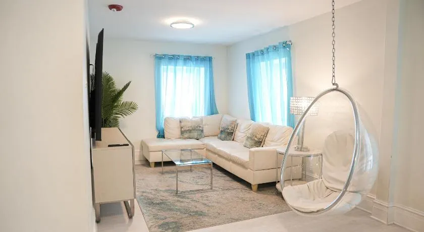 Luxury Penthouse -3 Blocks to Boardwalk, Outlets, & Casinos - Near AtlantiCare - Image 1