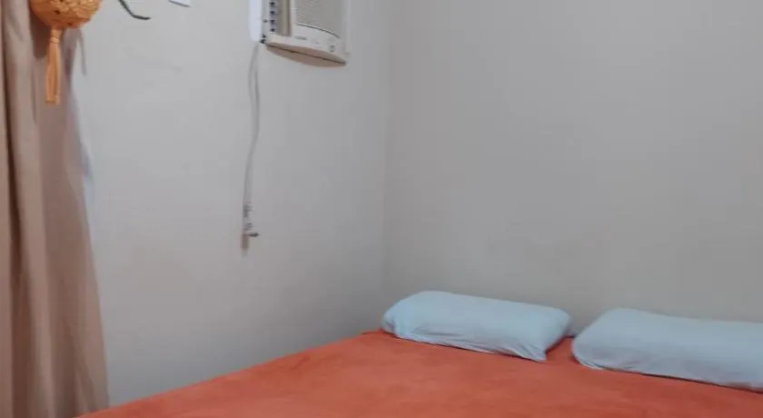 Quarto cama Casal, Vista para o mar, próximo a FMO, Centro Histórico, shopping Patteo - AR CONDICIONADO - Image 1
