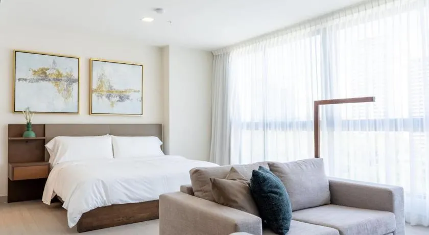 Peaceful Studio for Rent with Prime Park Views in Panama City - Image 1