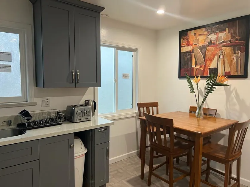 Affordable Private Rooms with Shared Bath Kitchen near SFO (SA) - Image 1