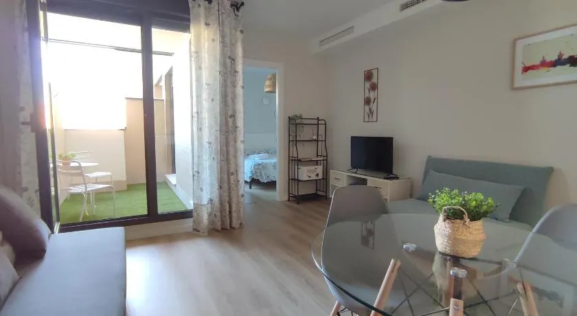 Apartamento Servet, parking gratuito - Image 1