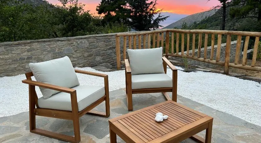 Pasithea Luxury Studio - Image 1